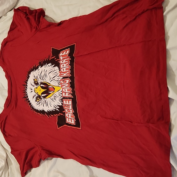 Torrid eagle fang tee (cobra kai) like new - Picture 1 of 2